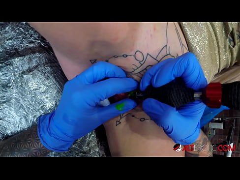 ❤️ Sully Savage oo aad u tattooed ayaa Kintirkeeda ku sawirtay tattoo ❤❌  %so.poliglass34.ru ❌️❤